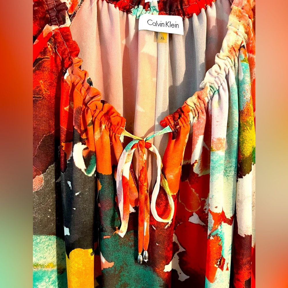 CALVIN KLEIN Women's Vibrant Watercolor Tie-Front Pullover Blouse. Size: XL - Picture 5 of 10